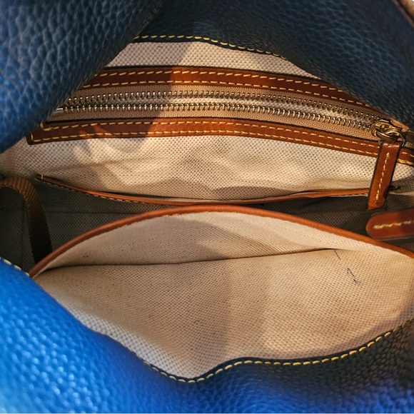 Dooney & Bourke Navy and Brown Leather Bag & Wallet. - Picture 3 of 7